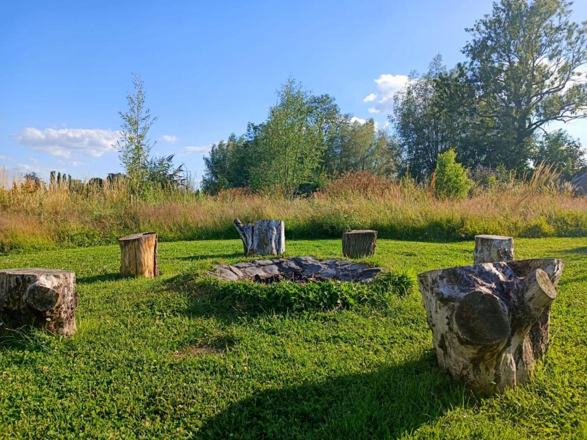 Au Pied Du Trieu, The Glamping Experience Hotel Labroye Exterior photo